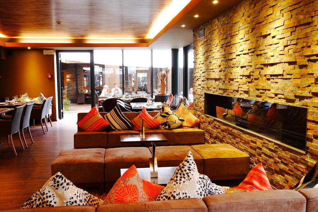 Living Max Hotel Τσελ αμ Ζέε Εξωτερικό φωτογραφία